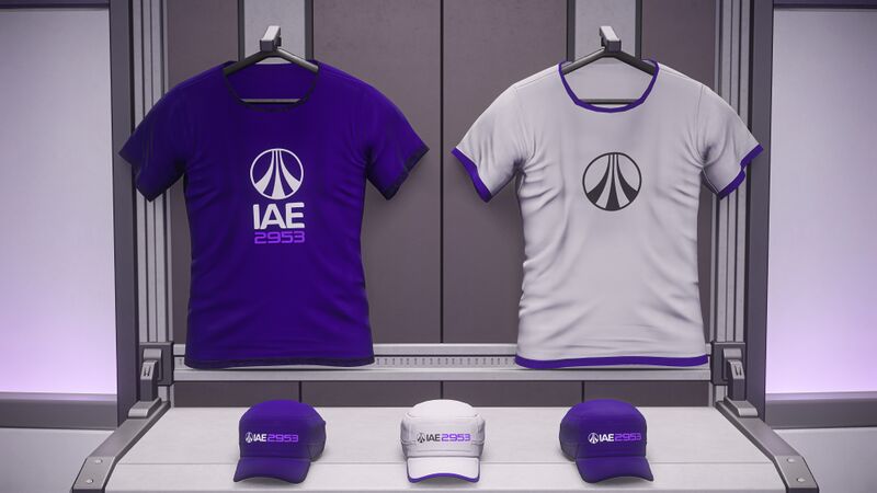 File:IAE2953-shirt-hat.jpg